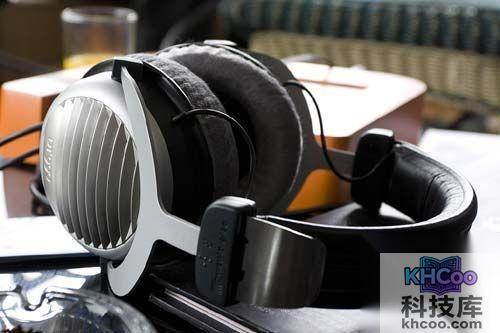 耳机的正确使用