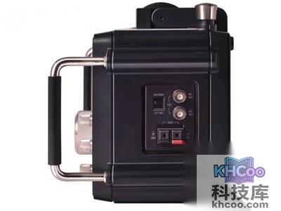 接收机通常是一个精密的家庭影院系统的核心