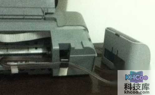 如何安装打印机连供墨盒