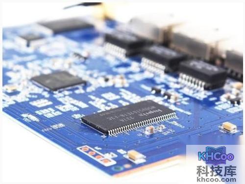 极路由的硬件外观怎么样