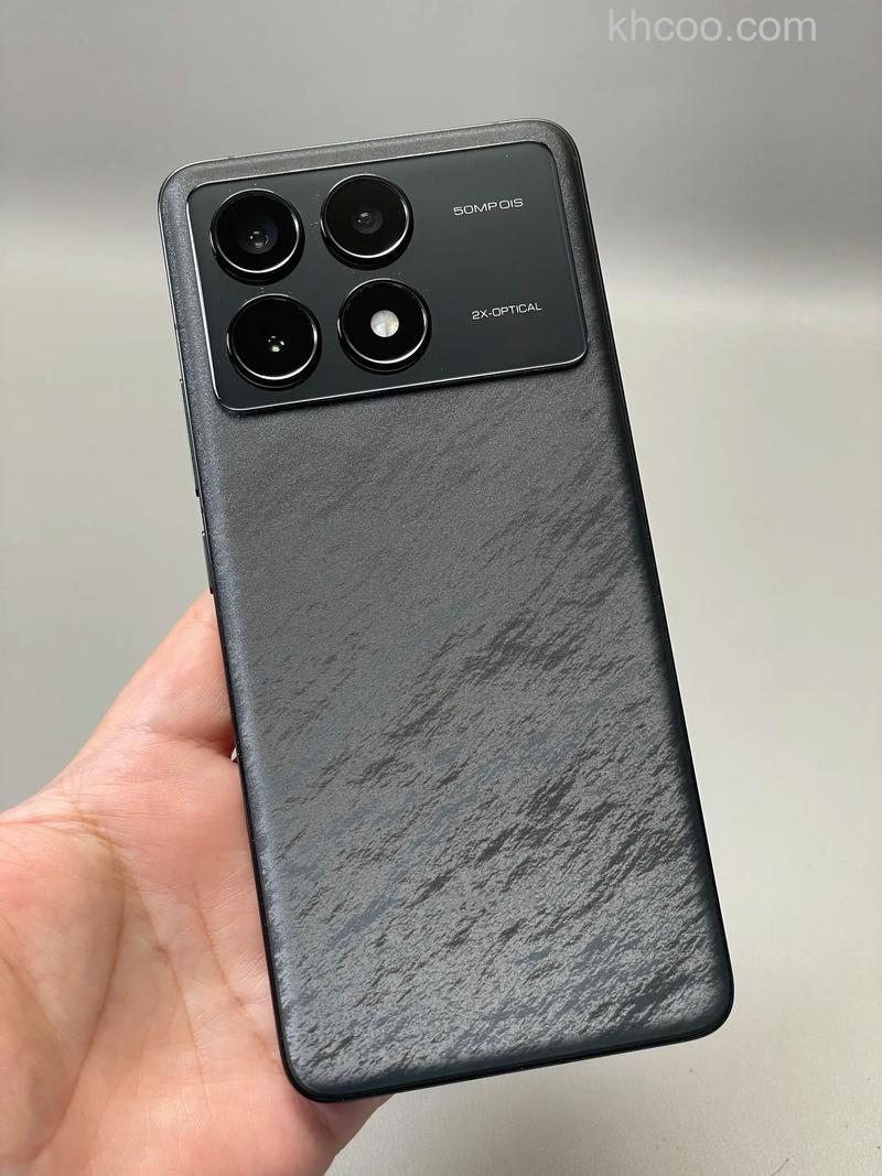 红米k70pro屏幕是龙晶玻璃吗【详解】