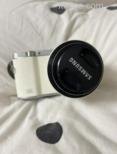 三星微单相机使用的是什么镜头？三星微单相机能使用其他相机的镜头么