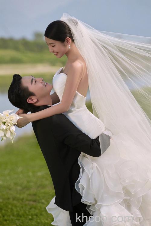 如何拍出最自然的婚前照