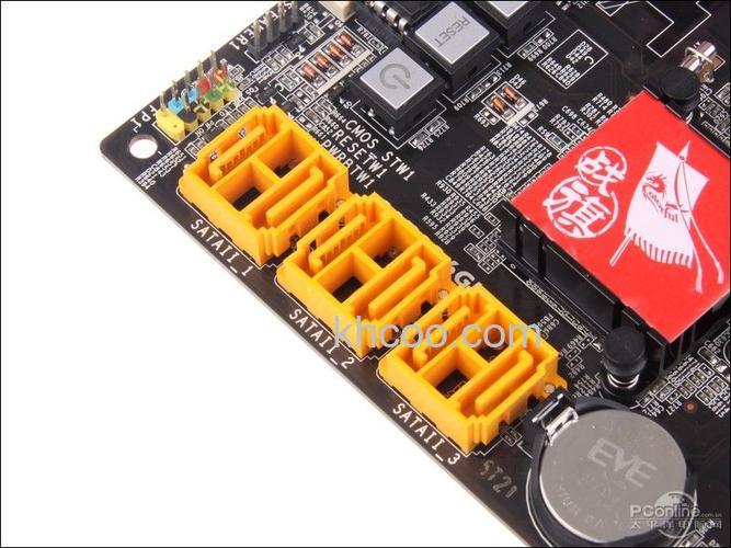 七彩虹战旗C.A890FX X7 V14装什么内存