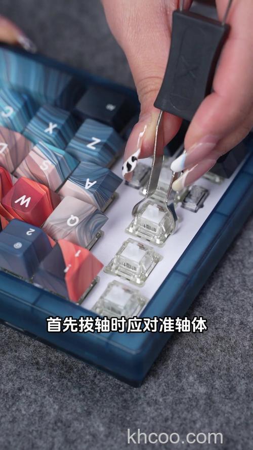 机械键盘如何换轴 机械键盘换轴方法说明【详解】