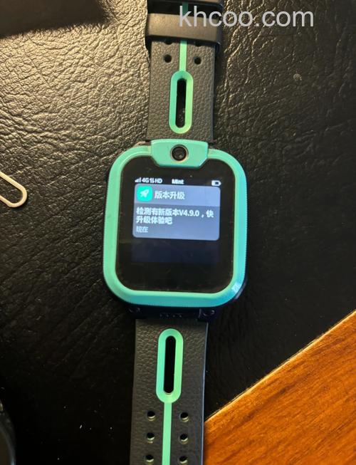 小天才电话手表Q1A怎么插卡-插卡步骤