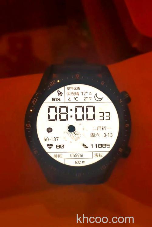 荣耀手表2怎么设置太空人表盘-有太空液晶表盘吗