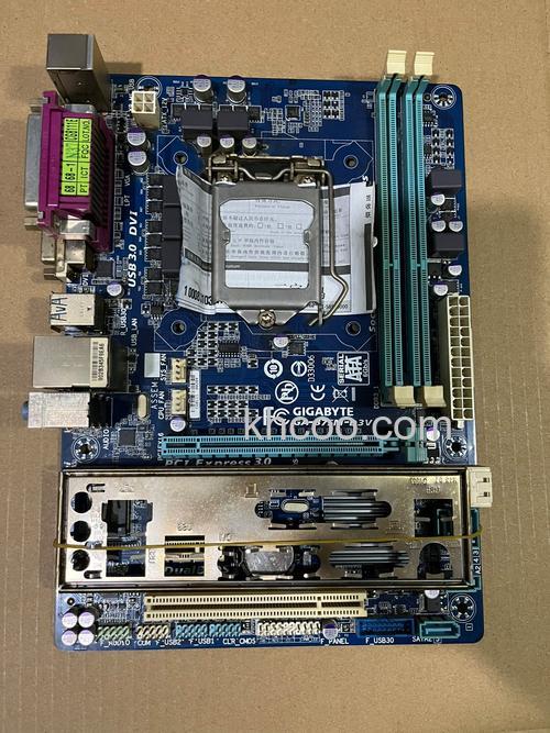 技嘉GA-B75M-D3V的SATAII接口数量是多少