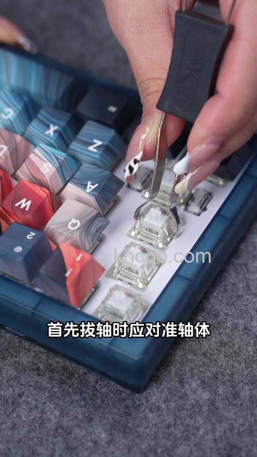 机械键盘轴怎么拆卸 机械键盘轴拆卸教程