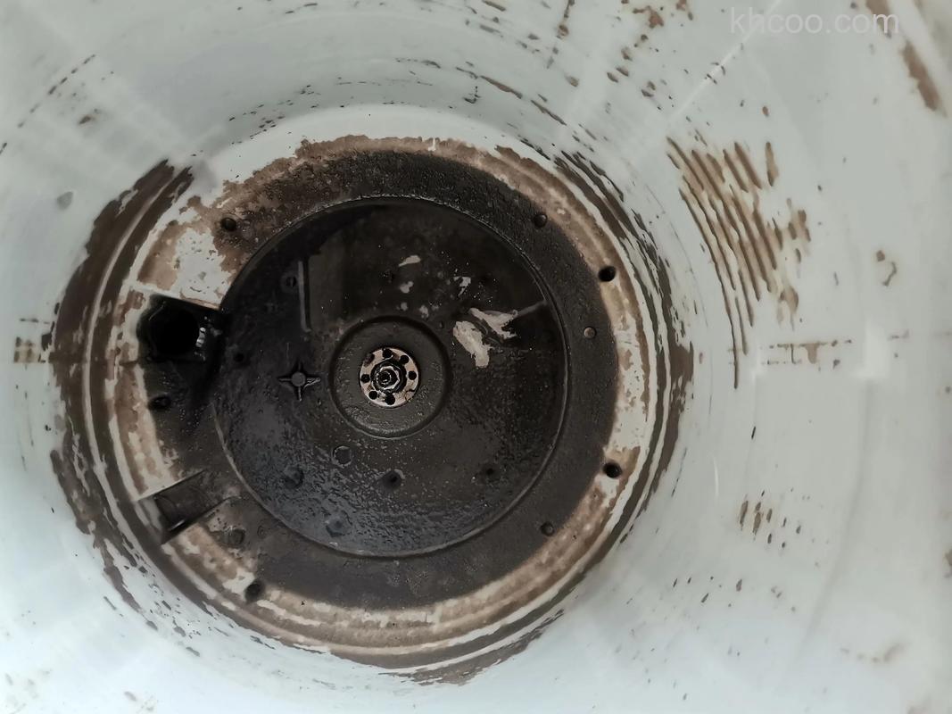 洗衣机脱水后里面好多黑色脏东西怎么办 洗衣机脱水后里面好多脏东西解决方法【详解】