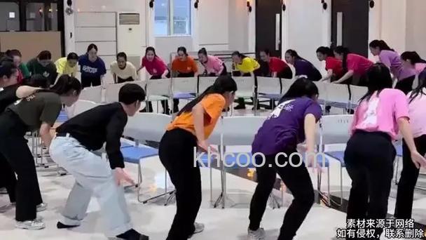 歪歪的欢乐抢板凳是什么