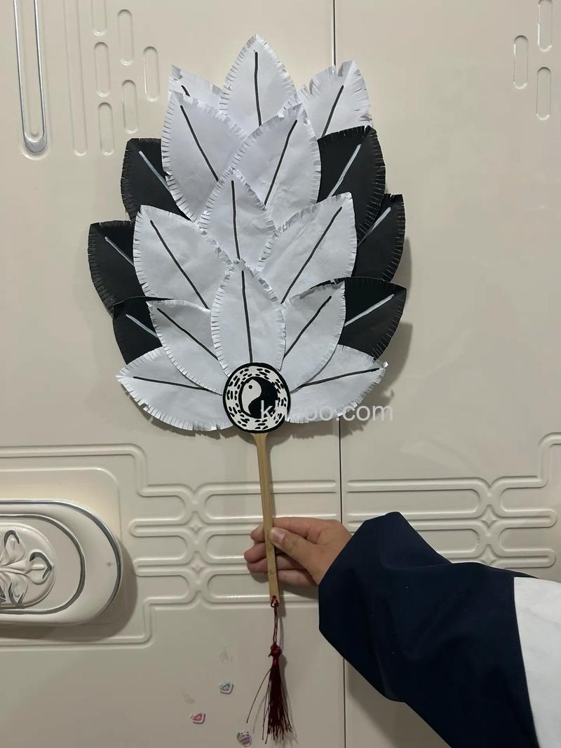 怎么用ps简单制作漂亮的羽毛扇