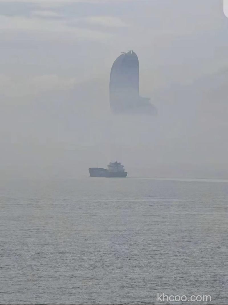 PS如何制作逼真的海市蜃楼效果图